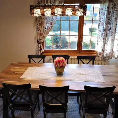 Con Gran Jardín En